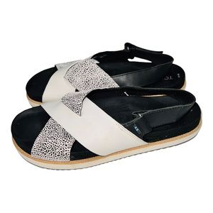 TOMS Marisa Black White Cross Strap Slingback Sandals Womens Size 10